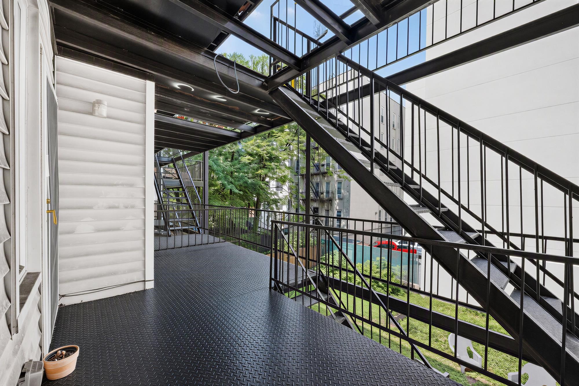 330 Monroe Street, Unit 2R Hoboken, NJ 07030 - Photo 16 of 19