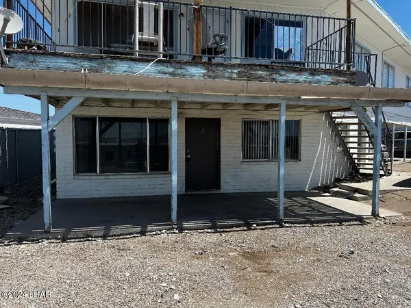 a view of a house with street