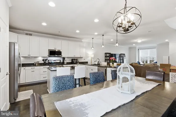 $3,500 | 7722 Dagny Way, Elkridge, MD 21075