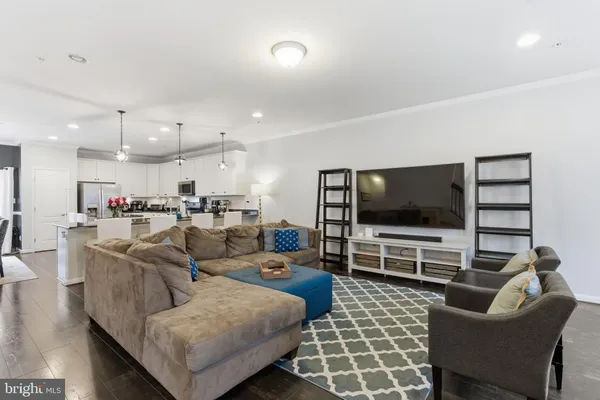 $3,500 | 7722 Dagny Way, Elkridge, MD 21075