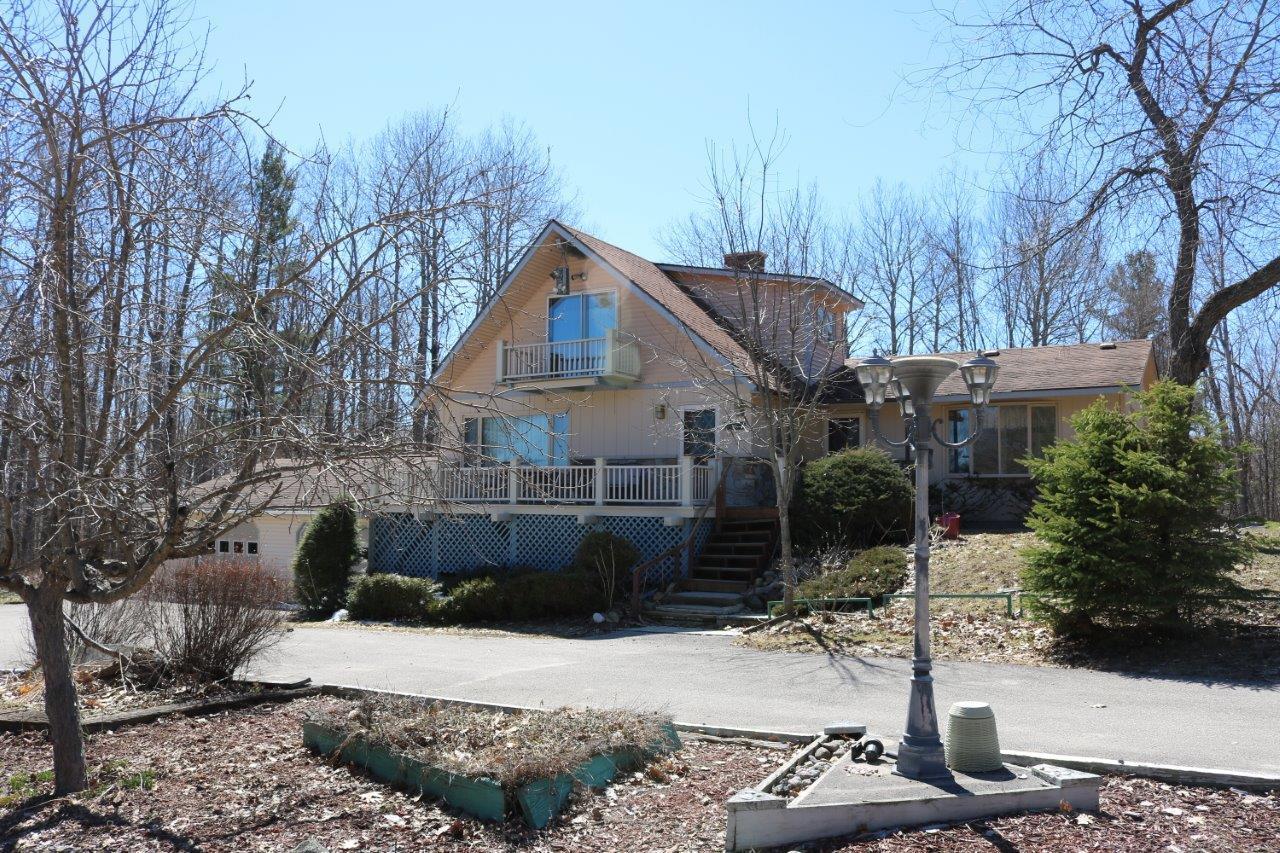 3608 River Rest Road Cheboygan, MI 49721 - Photo 1 of 20 Gallery Image 1