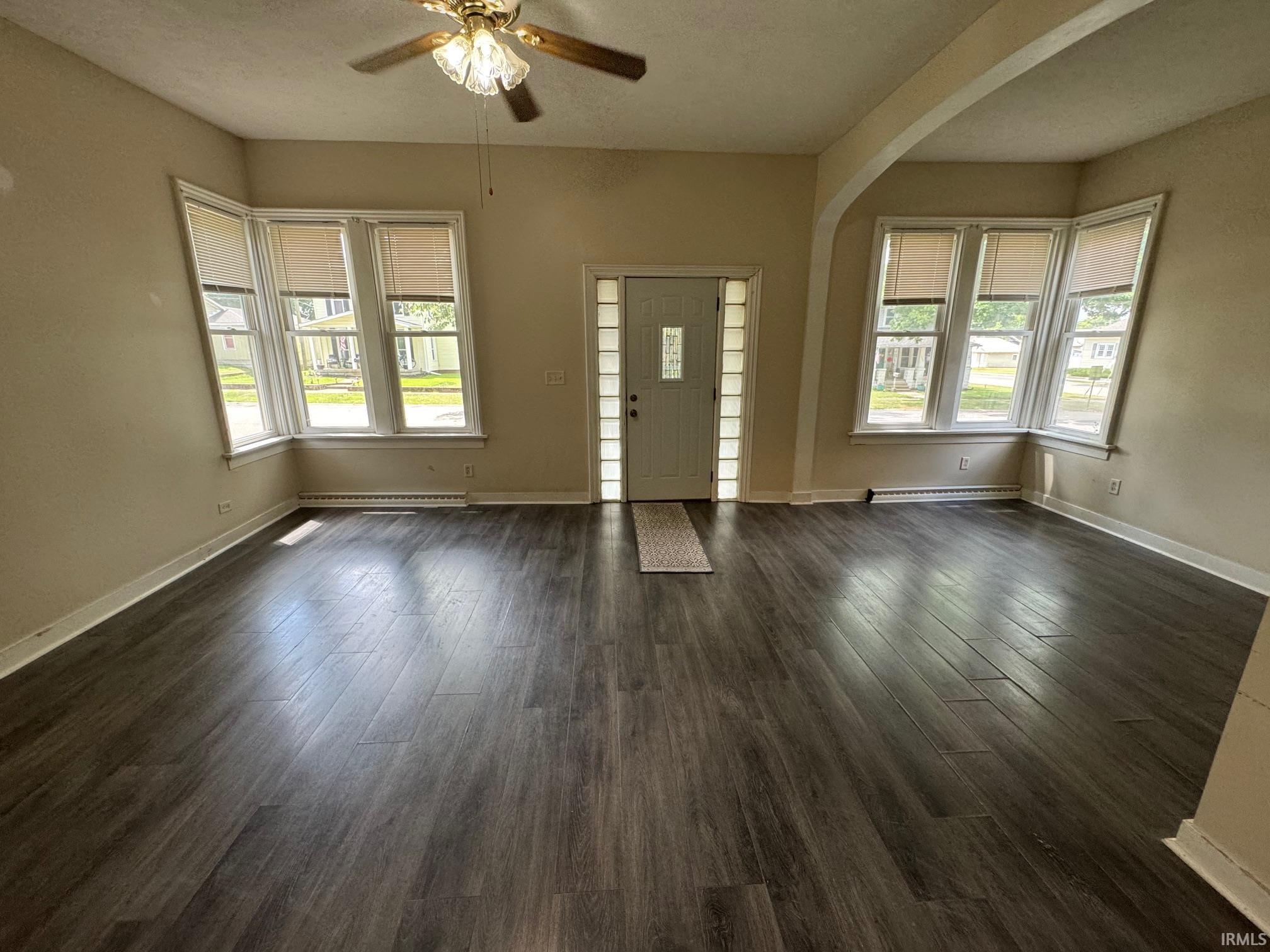1209 Madison Street Rochester, IN 46975 - Photo 4 of 12 Gallery Image 4