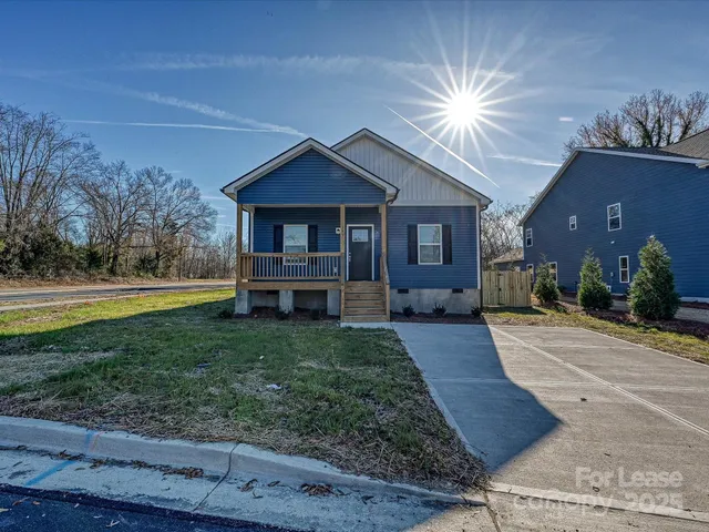 $1,750 | 1349 Russell Street, Rock Hill, SC 29730