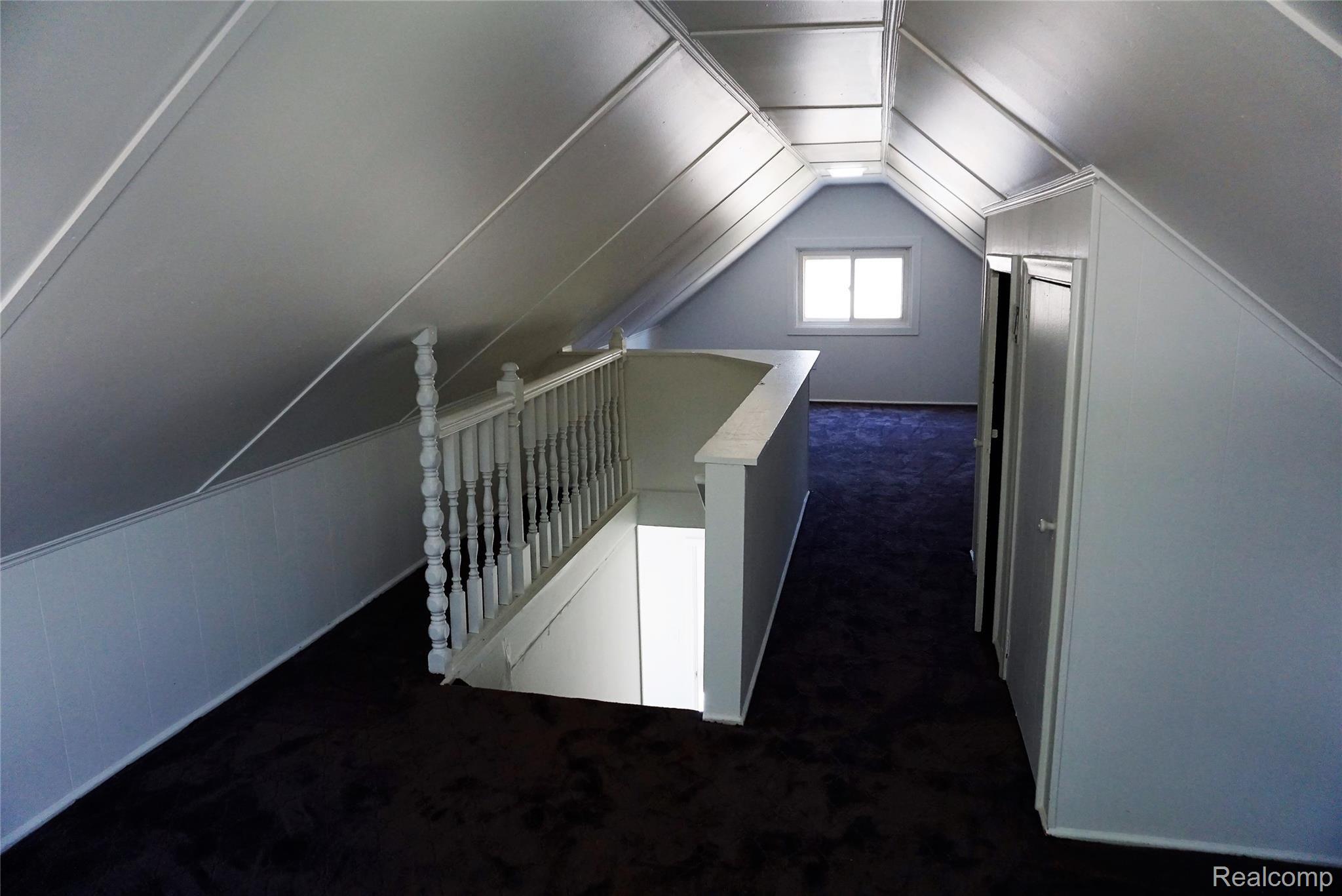 21312 Middlebelt Road New Boston, MI 48164 - Photo 20 of 24 upstairs
