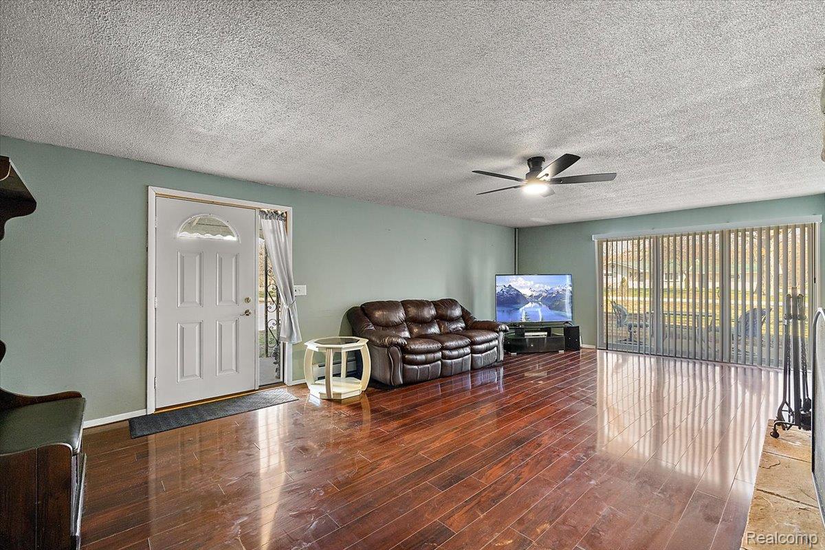 4705 Ketchum Road St. Clair, MI 48079 - Photo 14 of 58 31-4705 Ketchum-31.jpg