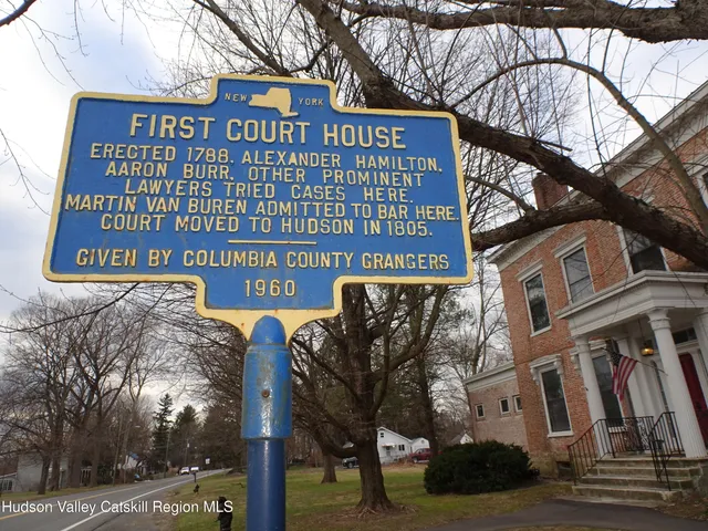 $1,450 | 5 Old Lane, Unit MEWS A, Claverack, NY 12534