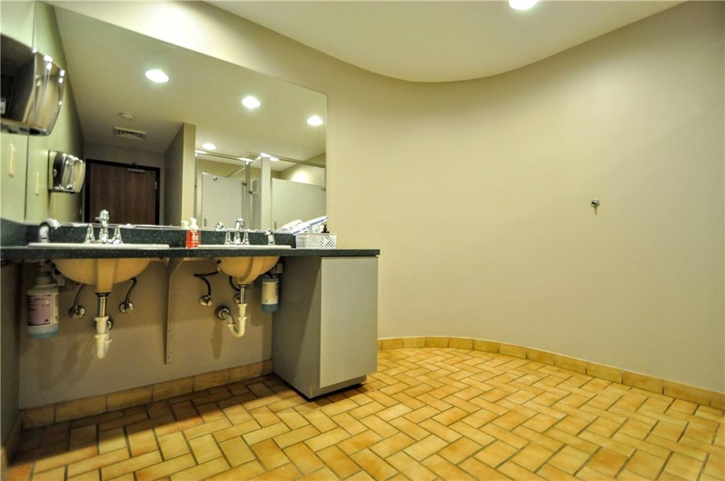 2550 Boyce Plaza Road Pittsburgh, PA 15241 - Photo 19 of 21 a room with a table and chairs