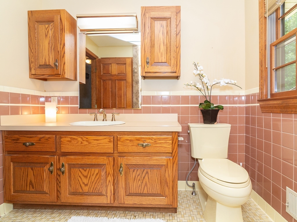 58 Cedar Hill Road Ashland, MA 01721 - Photo 23 of 42