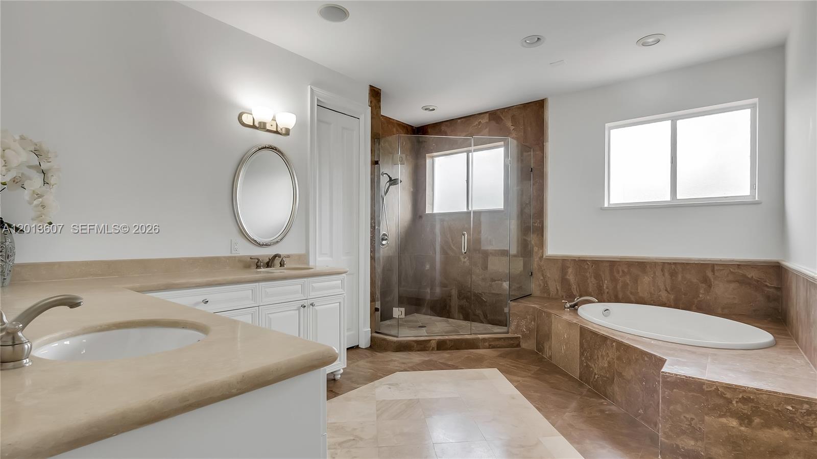 16763 Northwest 77th Path Miami Lakes, FL 33016 - Photo 15 of 63