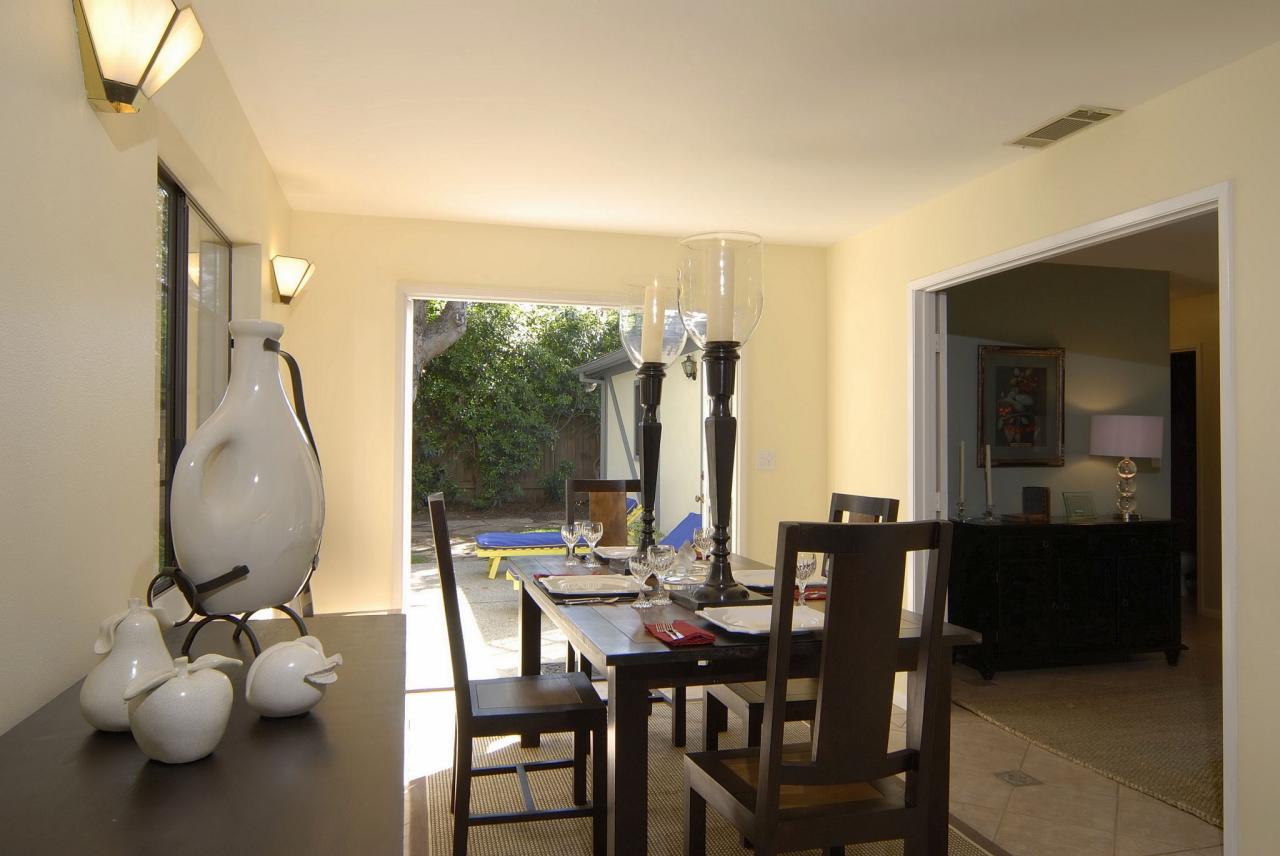 Dining Area 2