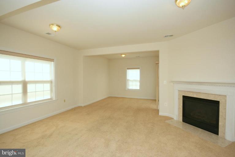 9106 Furey Road Lorton, VA 22079 - Photo 6 of 22 Family Room