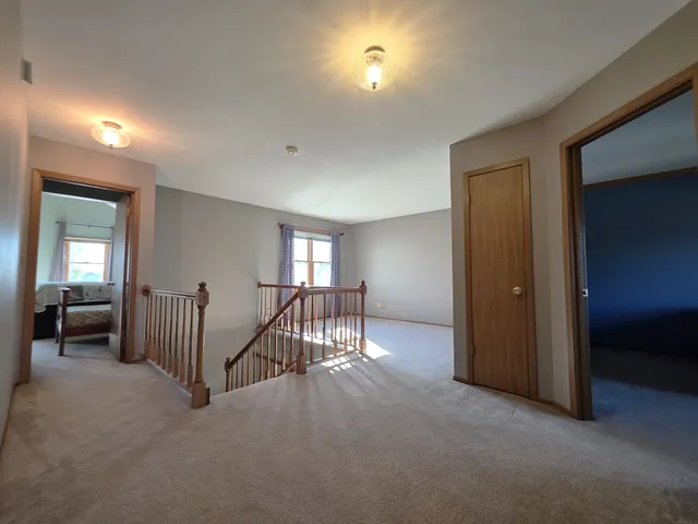 $355,000 | 307 Carriage Trail, McHenry, IL 60050