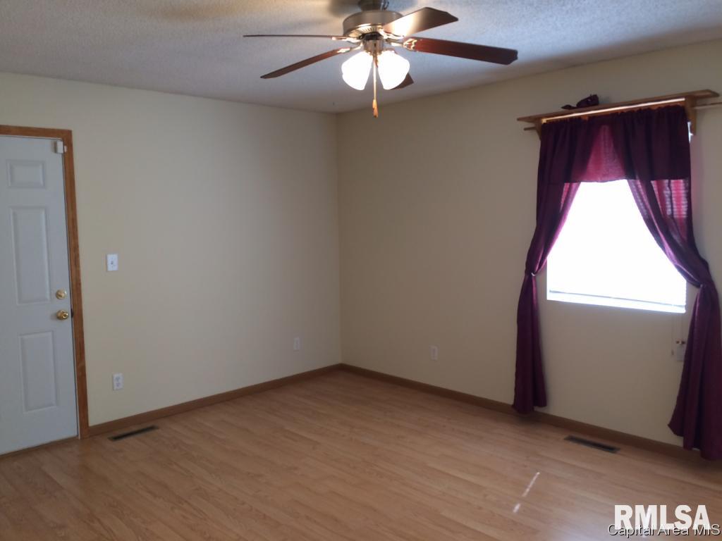7225 Turkey Run Road Sherman, IL 62684 - Photo 5 of 36 Gallery Image 5