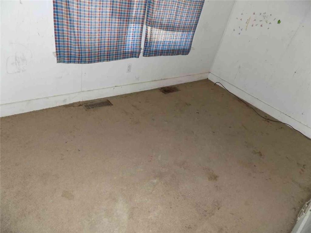 3252 Hadley Road Hadley, PA 16130 - Photo 7 of 12