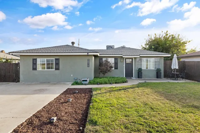 $398,000 | 1015 Geary Avenue, Sanger, CA 93657