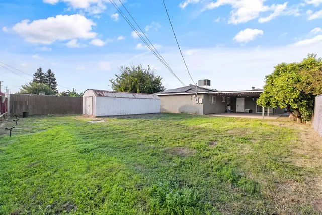 $398,000 | 1015 Geary Avenue, Sanger, CA 93657