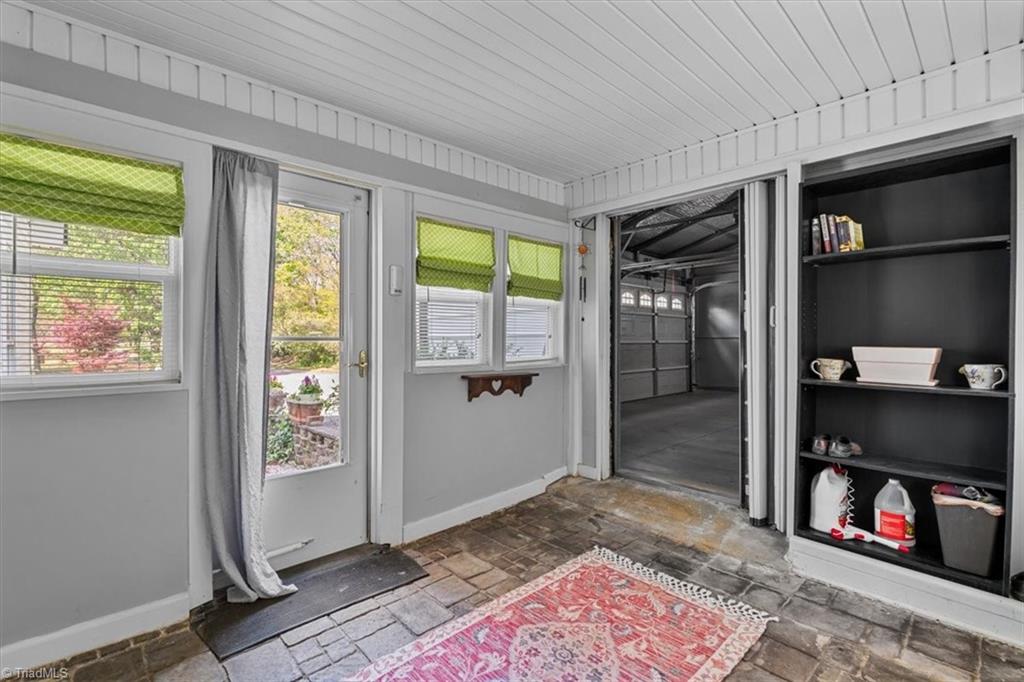 9825 Cherry Grove Road Reidsville, NC 27320 - Photo 21 of 49 MUDROOM~