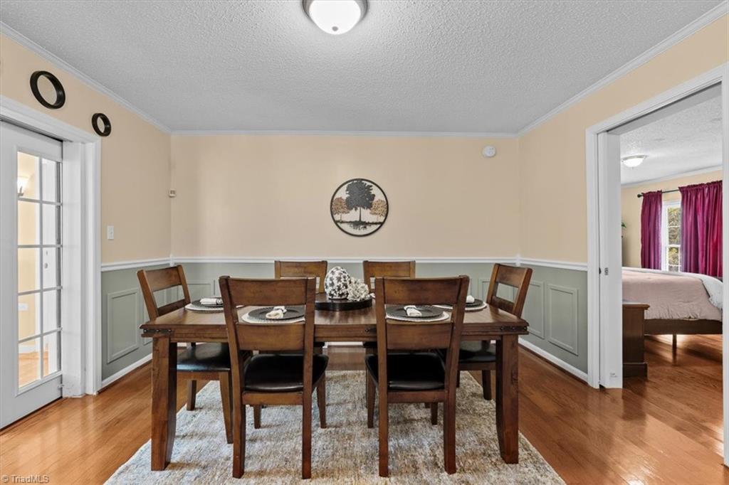 9825 Cherry Grove Road Reidsville, NC 27320 - Photo 9 of 49 DINING ROOM