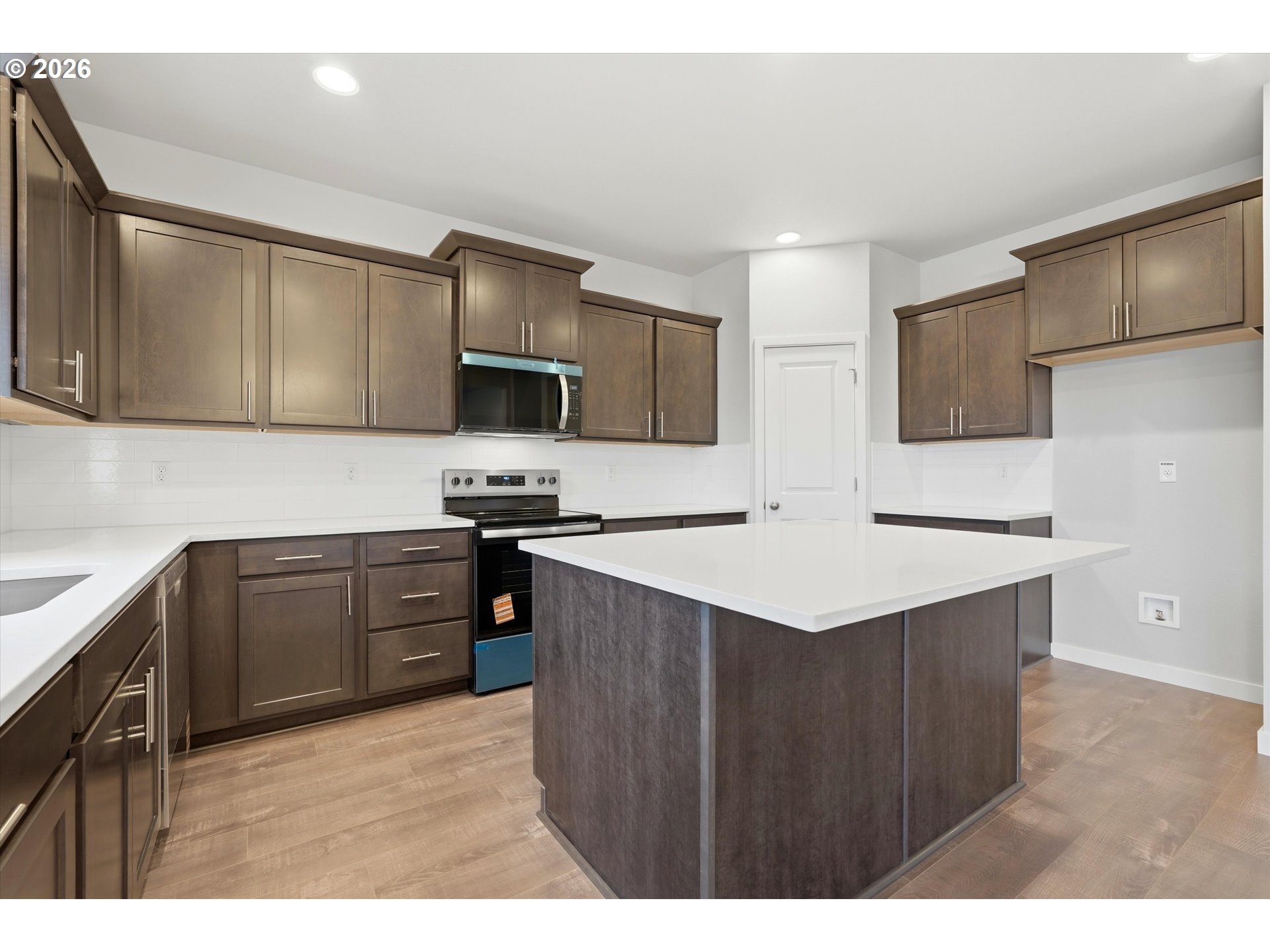 550 East 4th Street Yamhill, OR 97148 - Photo 14 of 34