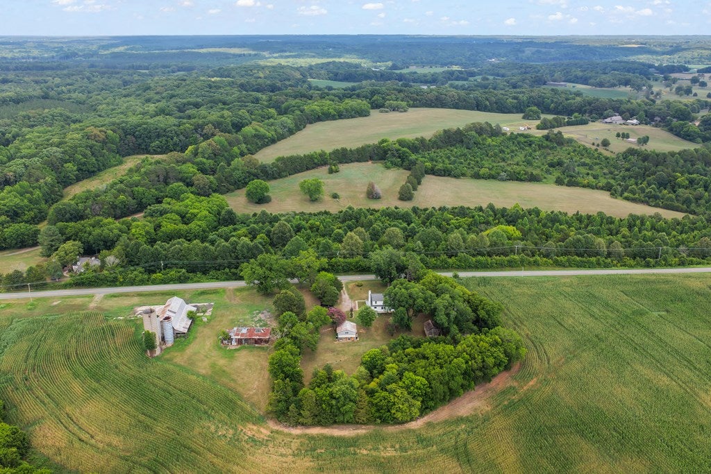 1165 Hackberry Road Sutherlin, VA 24594 - Photo 16 of 50 Gallery Image 16