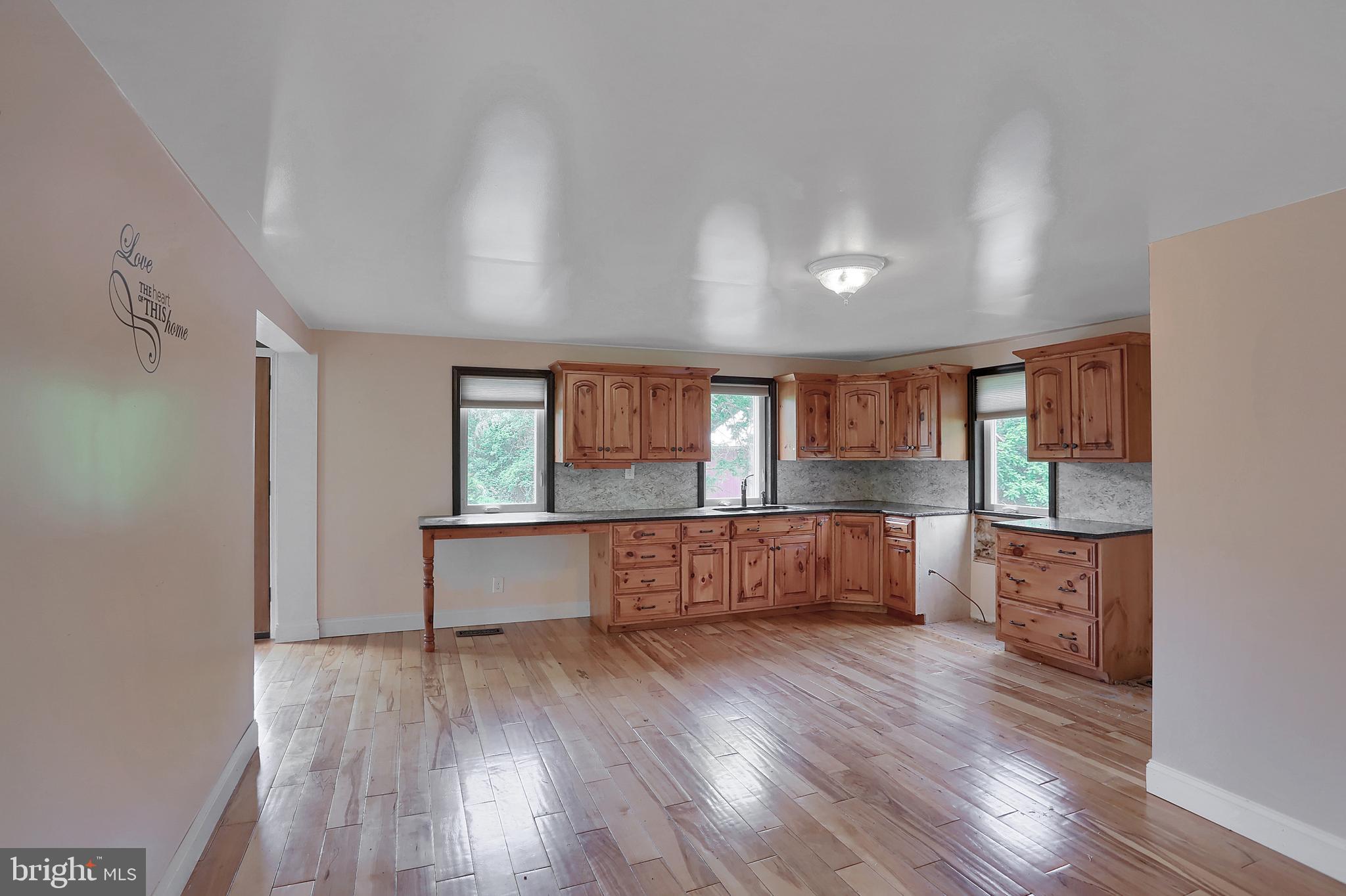 810 Cemetery Road Newport, PA 17074 - Photo 2 of 65 Gallery Image 2