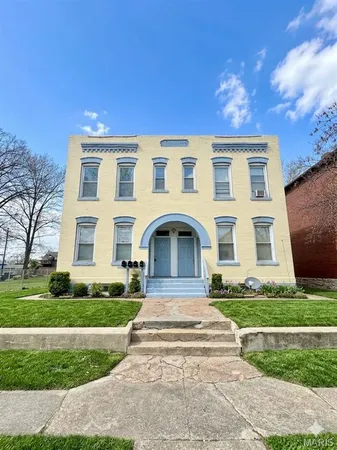 $925 | 2141 Edison Avenue, Granite City, IL 62040