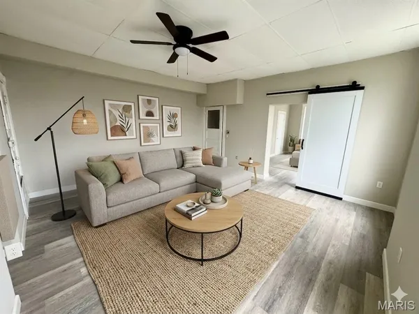 $925 | 2141 Edison Avenue, Granite City, IL 62040