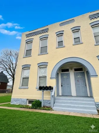 $925 | 2141 Edison Avenue, Granite City, IL 62040