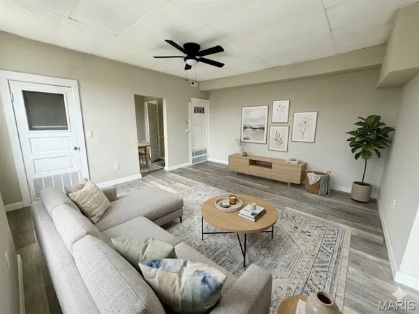 $925 | 2141 Edison Avenue, Granite City, IL 62040