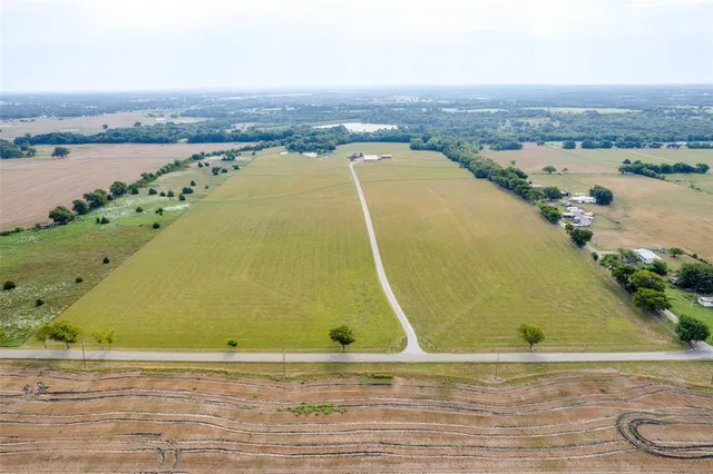 $1,250,000 | 1400 Sears Road, Bells, TX 75414