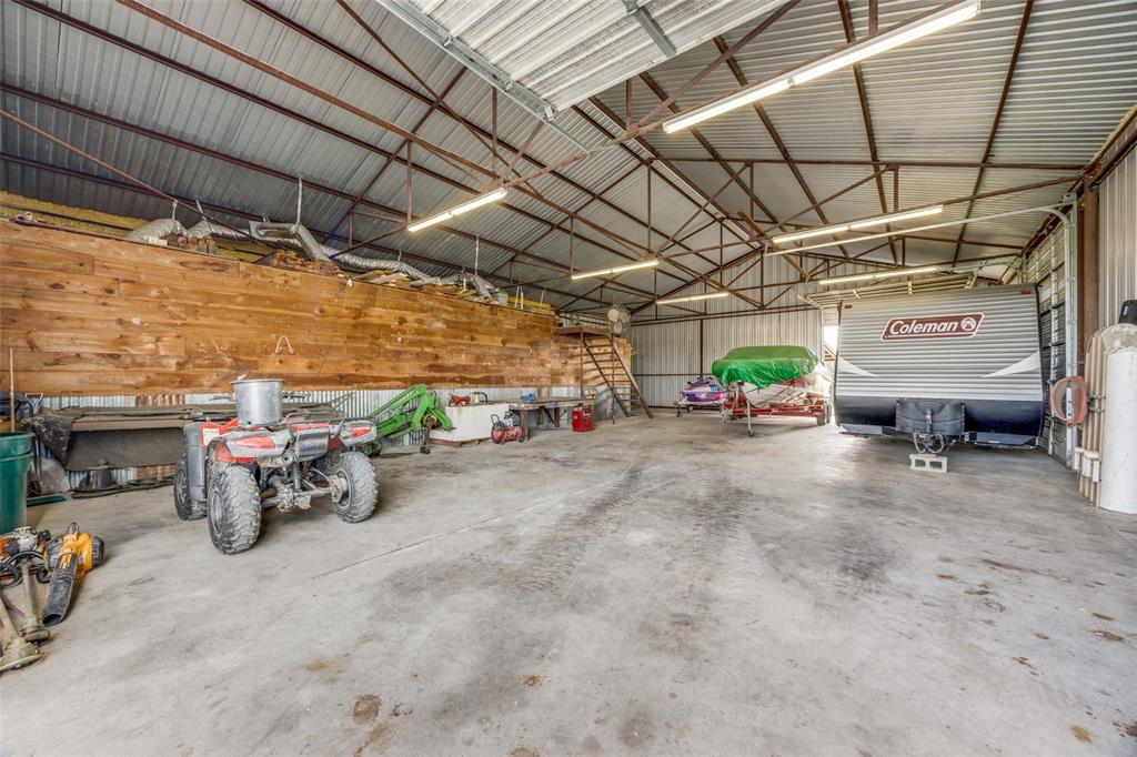 1400 Sears Road Bells, TX 75414 - Photo 7 of 38