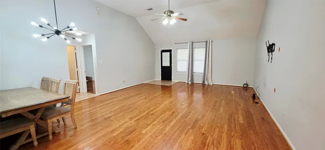 $1,800 | 4711 Stonebridge Street, Baytown, TX 77521