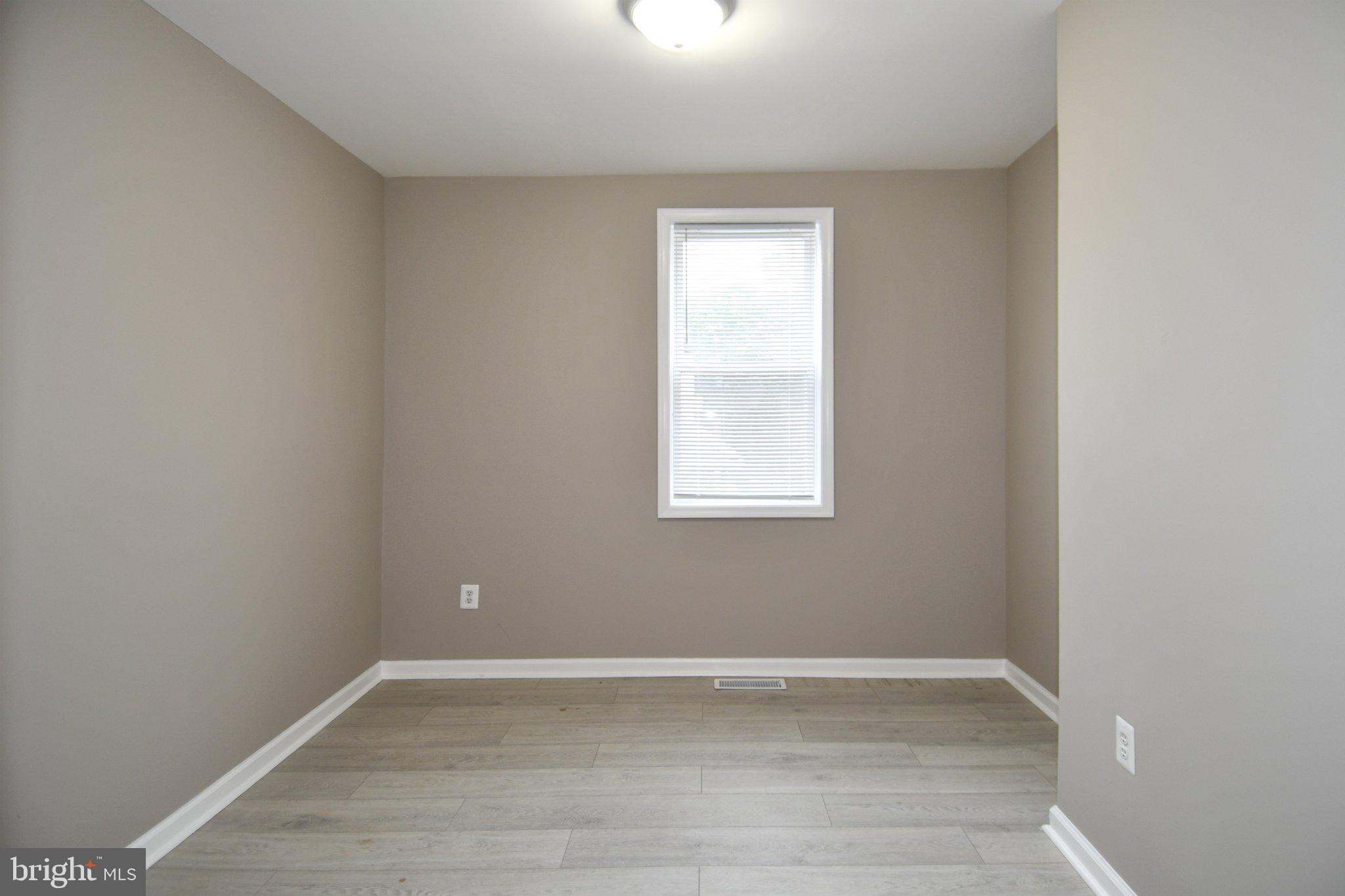 5301 Tilden Road Bladensburg, MD 20710 - Photo 32 of 45 Versatile space with natural light.