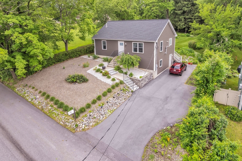12 Cliff Street Worcester, MA 01607 - Photo 1 of 29