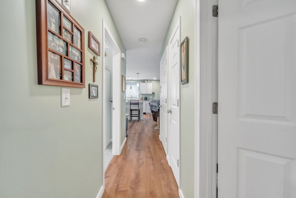 12 Cliff Street Worcester, MA 01607 - Photo 13 of 29