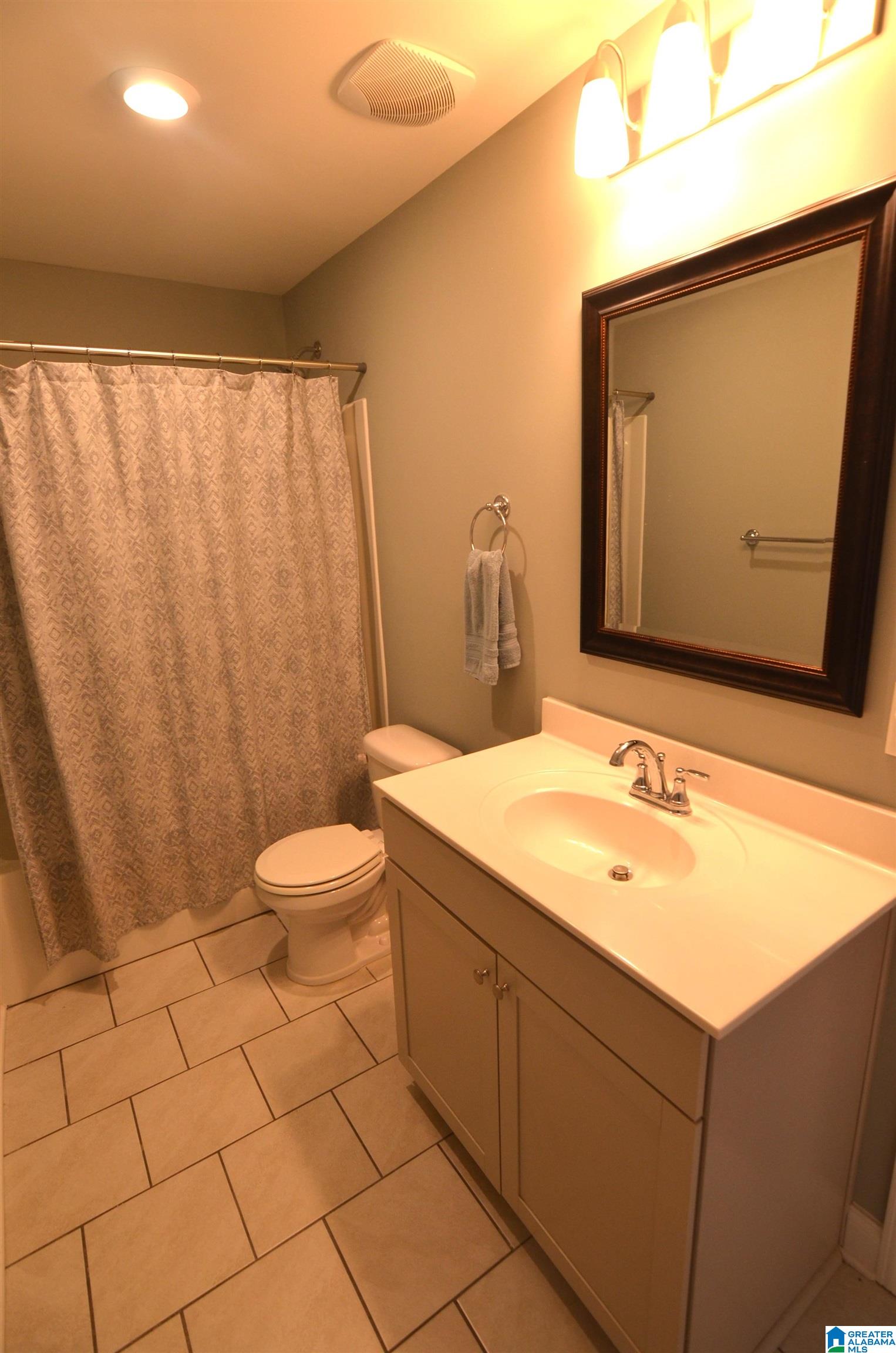 1018 Camellia Ridge Drive Pelham, AL 35124 - Photo 51 of 62
