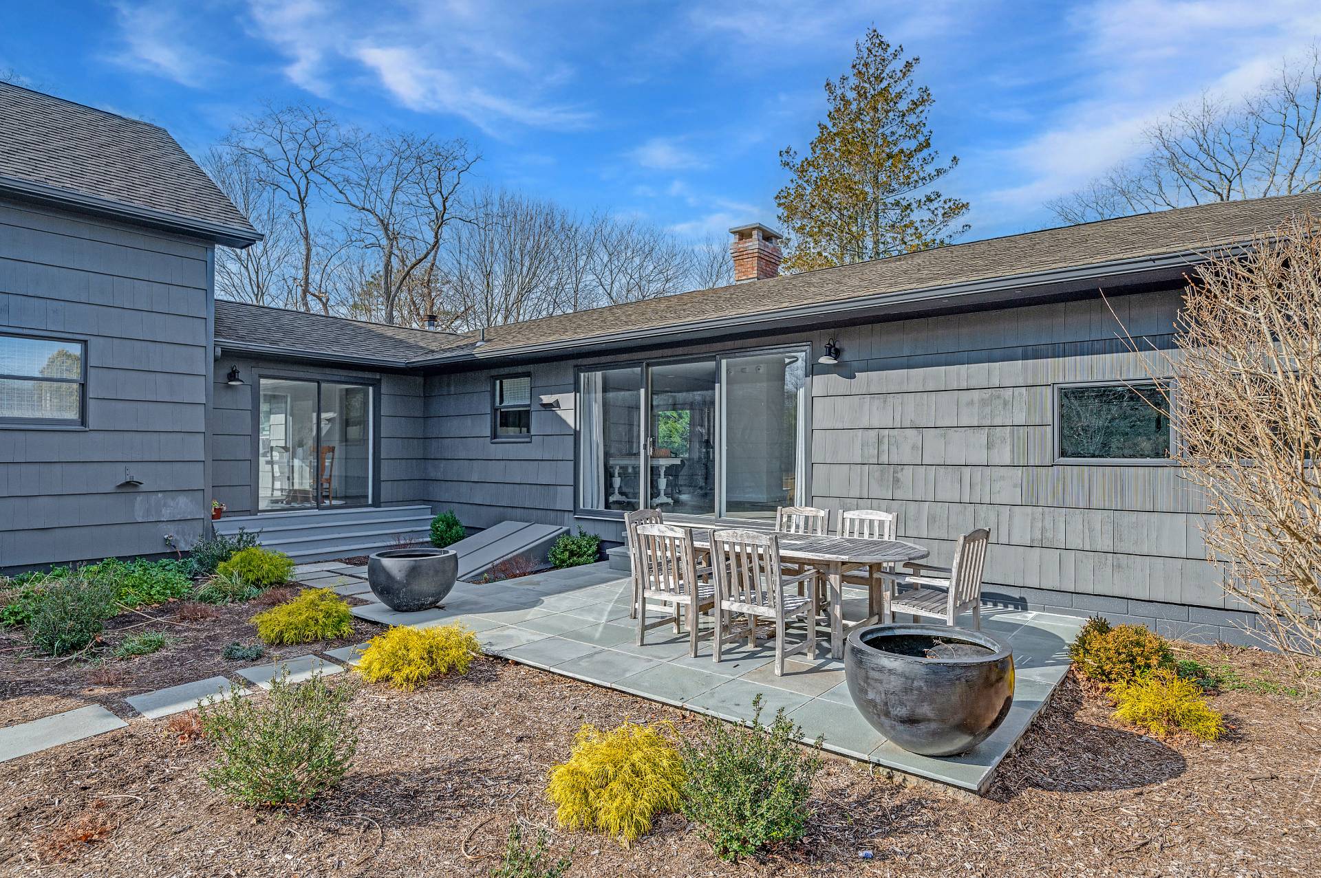 74 Springs Fireplace Road East Hampton, NY 11937 - Photo 9 of 50 Gallery Image 9