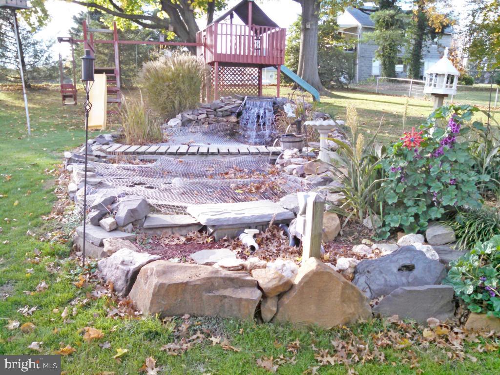10 Weaver Road Lancaster, PA 17603 - Photo 22 of 23 Gallery Image 22
