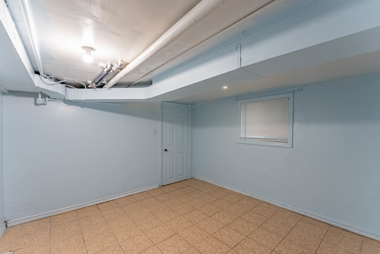 2541 North Mont Clare Avenue Chicago, IL 60707 - Photo 26 of 31 a view of an empty room