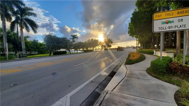 $2,500,000 | 1361 96th Street, Bay Harbor Islands, FL 33154