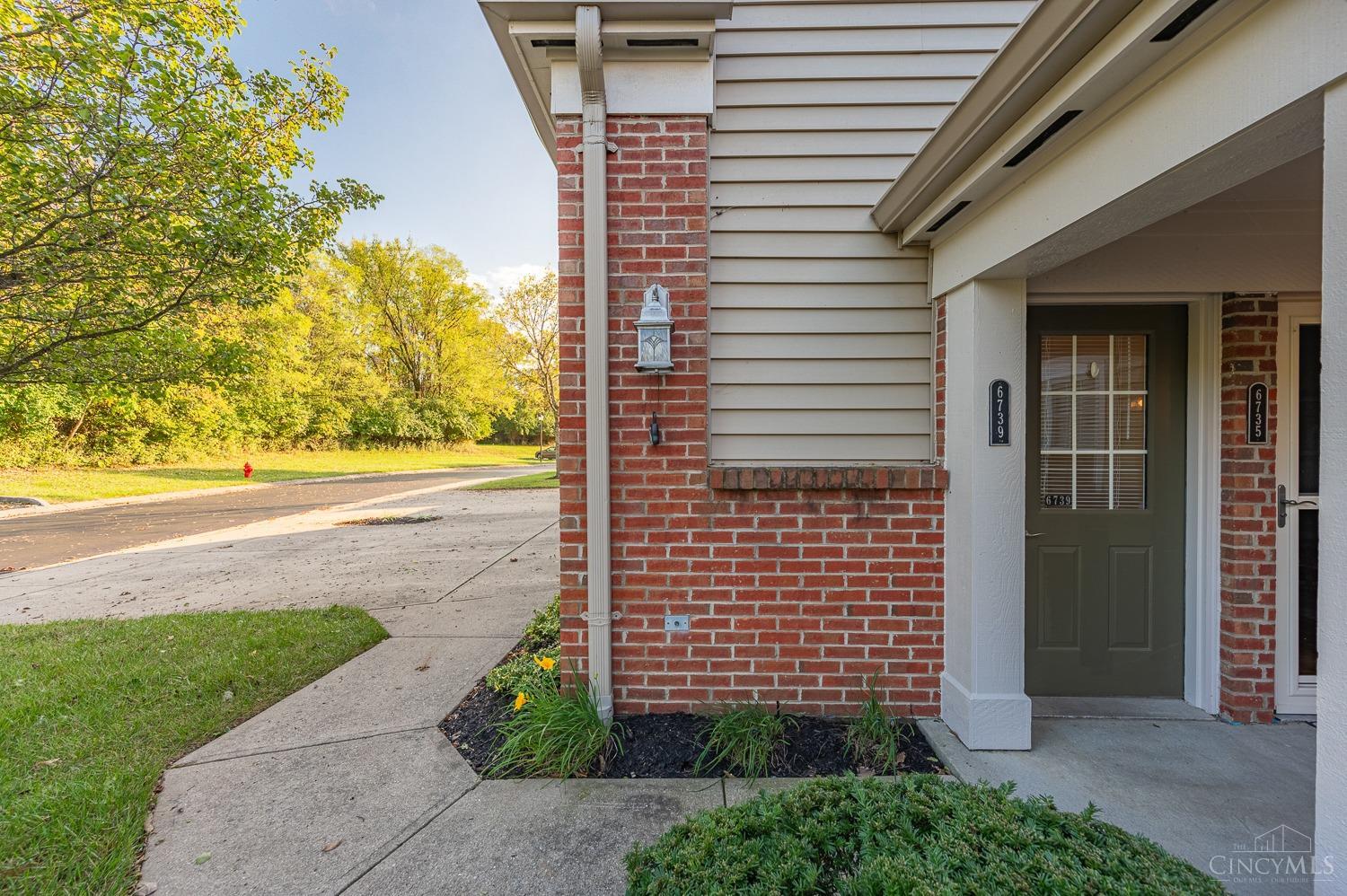 6739 Cloudscape Way Maineville, OH 45039 - Photo 6 of 49