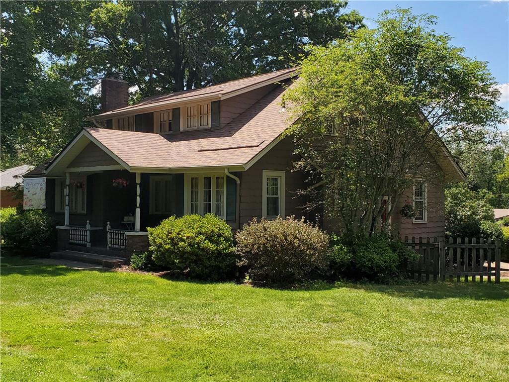 2059 Mercer Road New Brighton, PA 15066 - Photo 1 of 25 Gallery Image 1