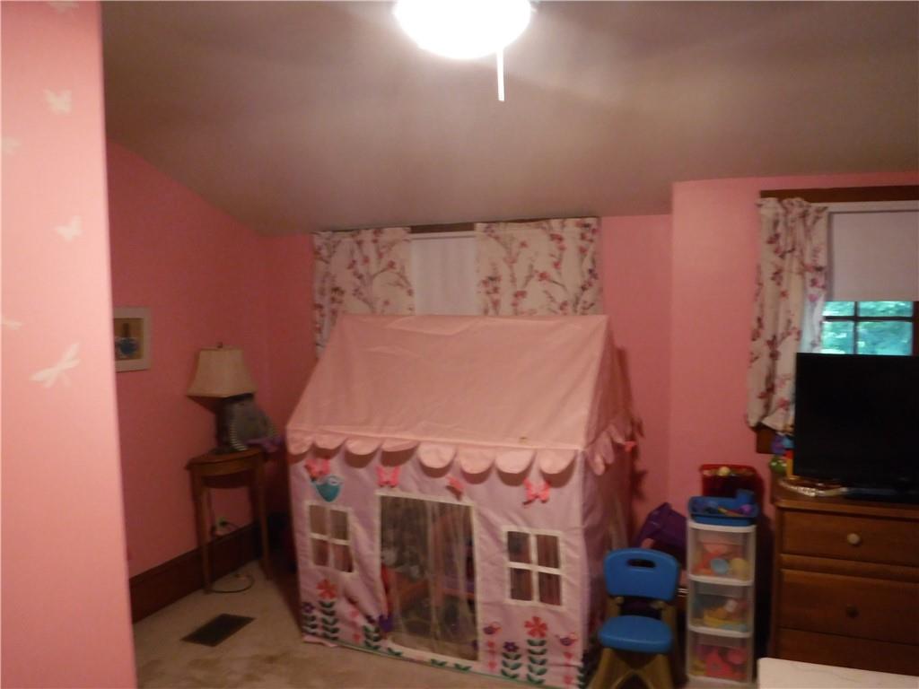 2059 Mercer Road New Brighton, PA 15066 - Photo 17 of 25 Gallery Image 17