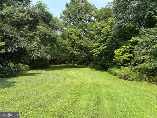 325 East Butter Road York, PA 17404 - Photo 13 of 59 Gallery Image 13