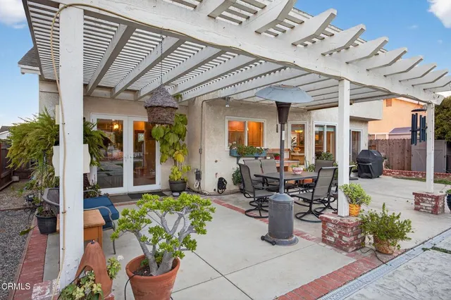 $1,005,000 | 5249 Goldenridge Court, Camarillo, CA 93012