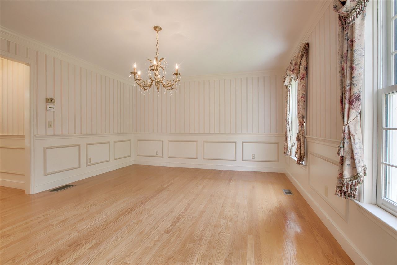 12 Greenway Road Windham, NH 03087 - Photo 11 of 36