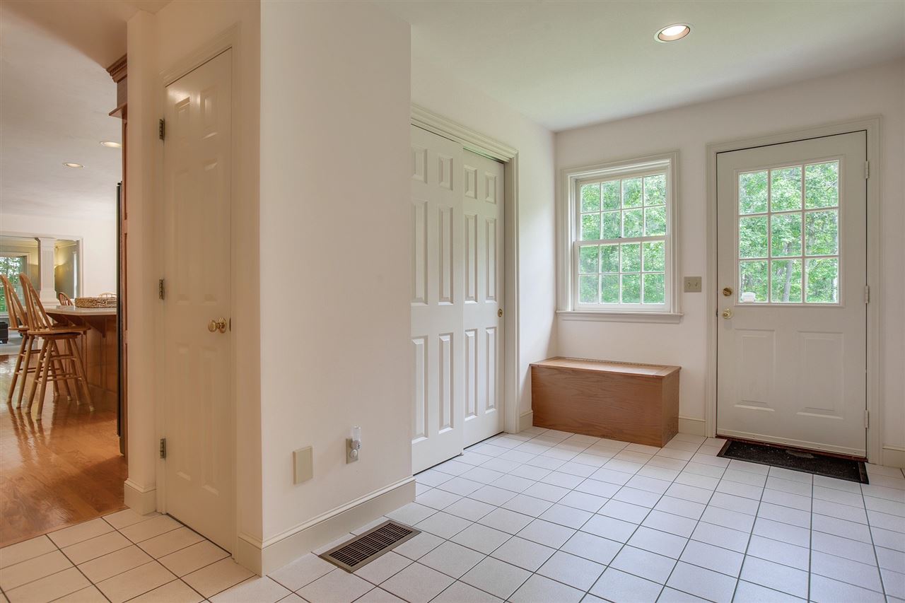 12 Greenway Road Windham, NH 03087 - Photo 23 of 36