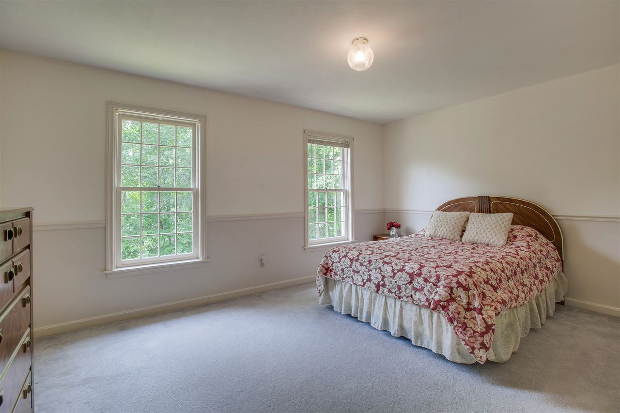 12 Greenway Road Windham, NH 03087 - Photo 28 of 36