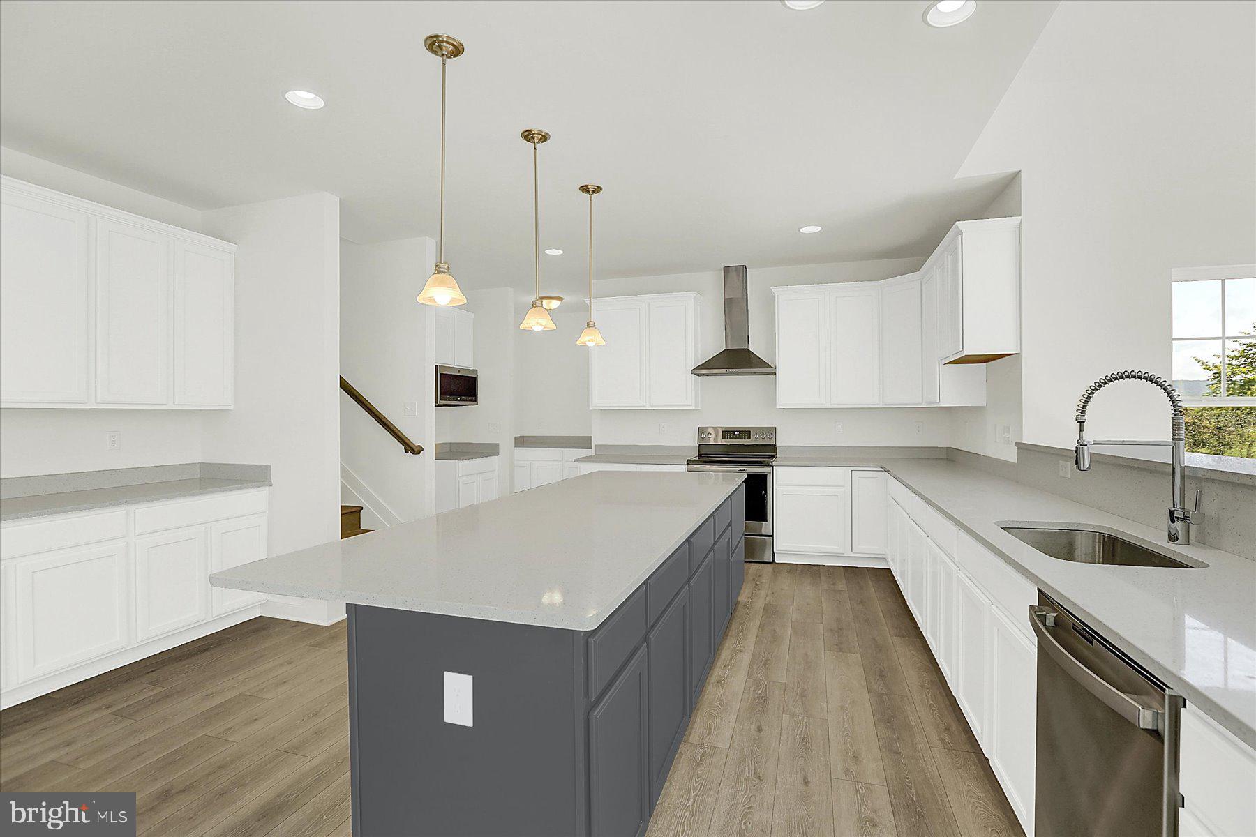 376 North Locust Point Road Mechanicsburg, PA 17050 - Photo 11 of 48 Gallery Image 11