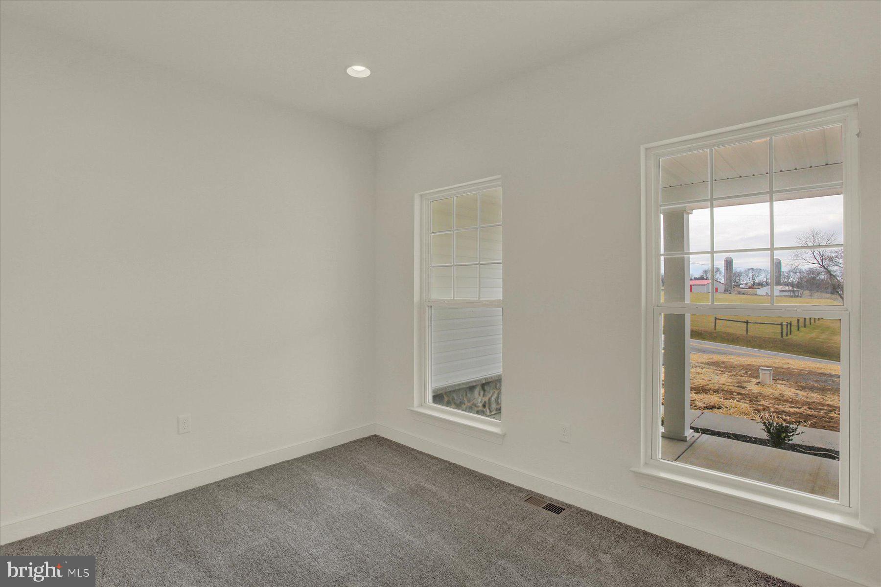 376 North Locust Point Road Mechanicsburg, PA 17050 - Photo 20 of 48 Gallery Image 20
